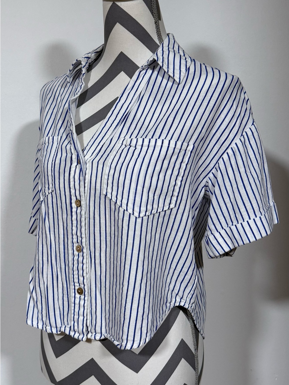 Emerson Lang Women's Linen Blend Striped Button Down Cropped Shirt Size Large